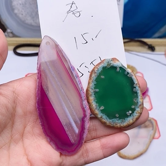 玛瑙/玉髓颈饰未镶嵌春****光