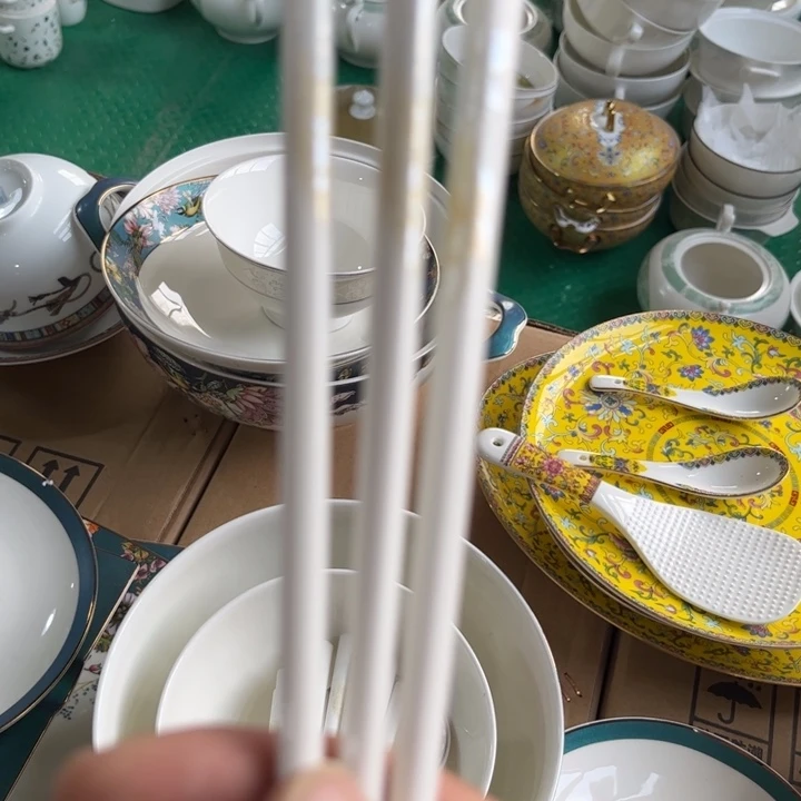 骨瓷清雅陶瓷筷子十双位数