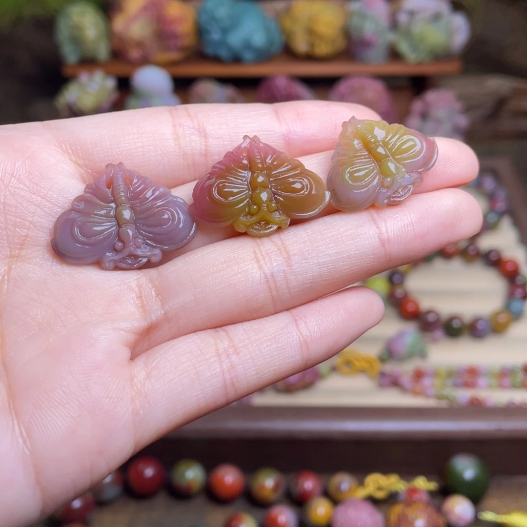 玛瑙/玉髓未镶嵌珠宝半成品盐源玛瑙蝴蝶