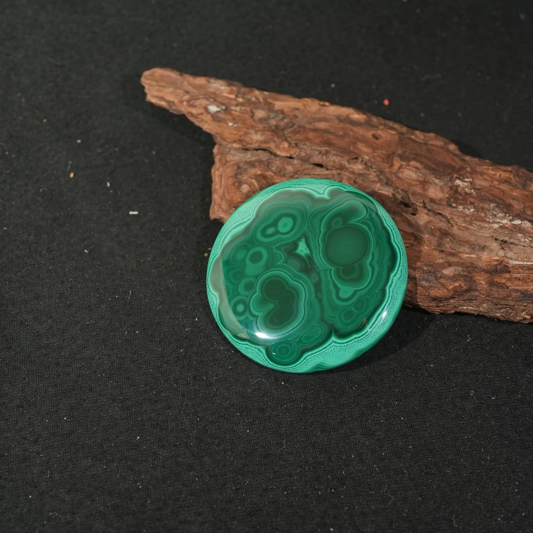 12.3香港王老板-孔雀石吊坠4s328