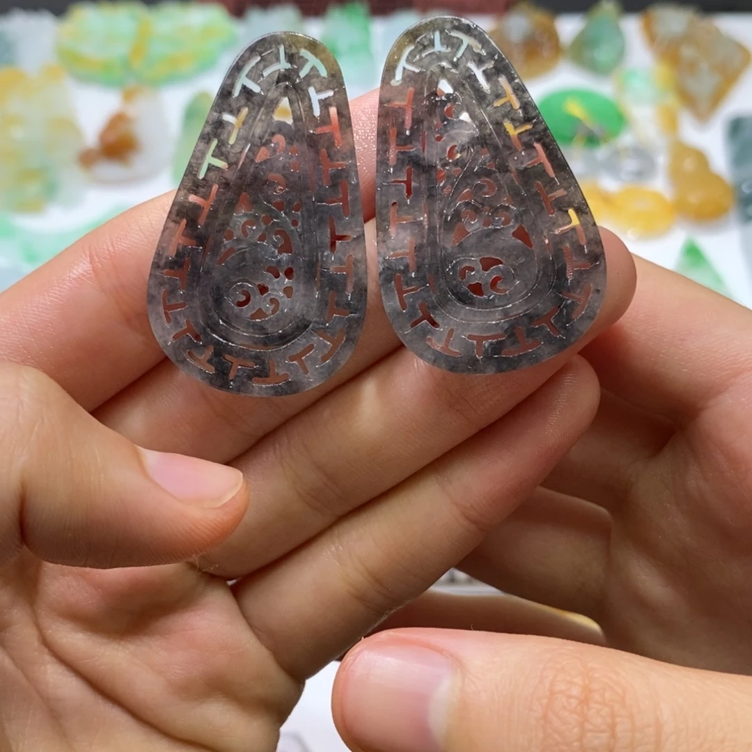 定制翡翠未镶嵌耳饰