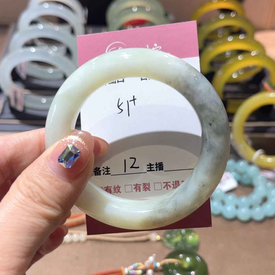 岫玉手镯未镶嵌手镯