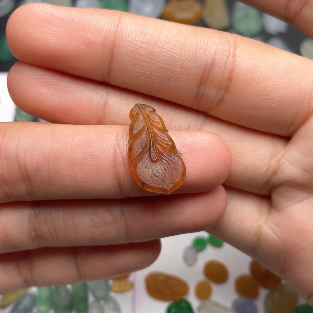 定制翡翠未镶嵌毛货