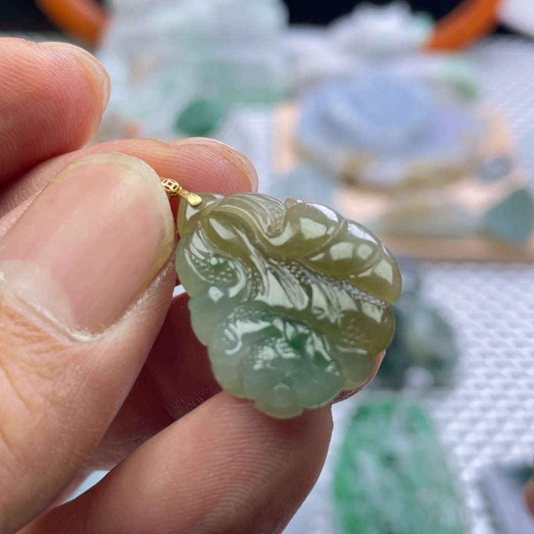 颈饰未镶嵌翡翠翡翠
