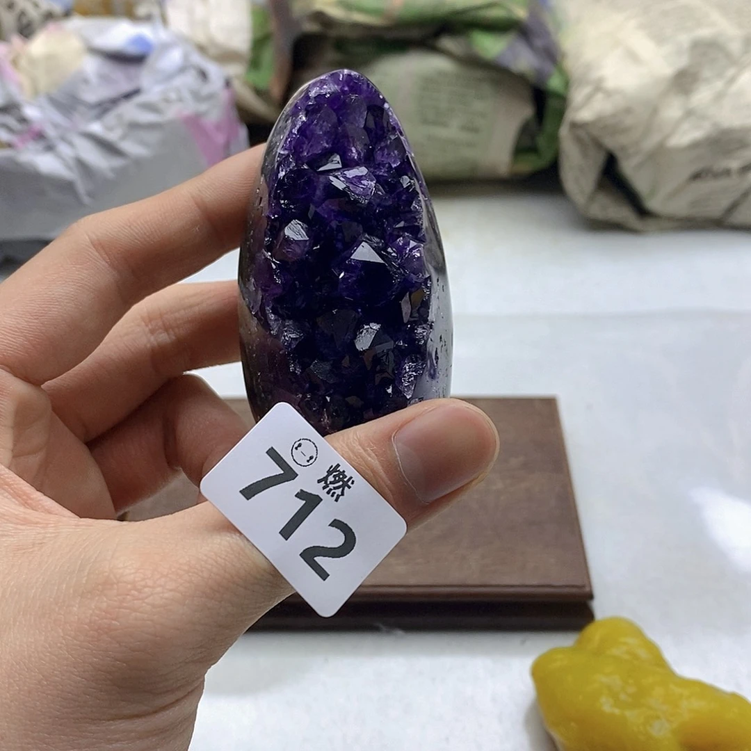 紫晶大型摆件（非配饰）未镶嵌