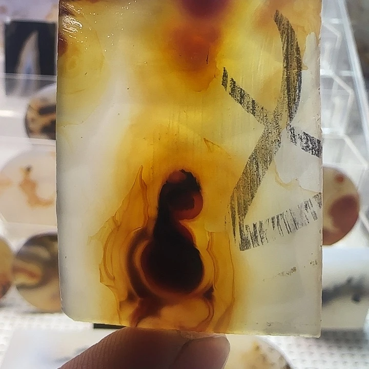 玛瑙/玉髓未镶嵌珠宝奇石