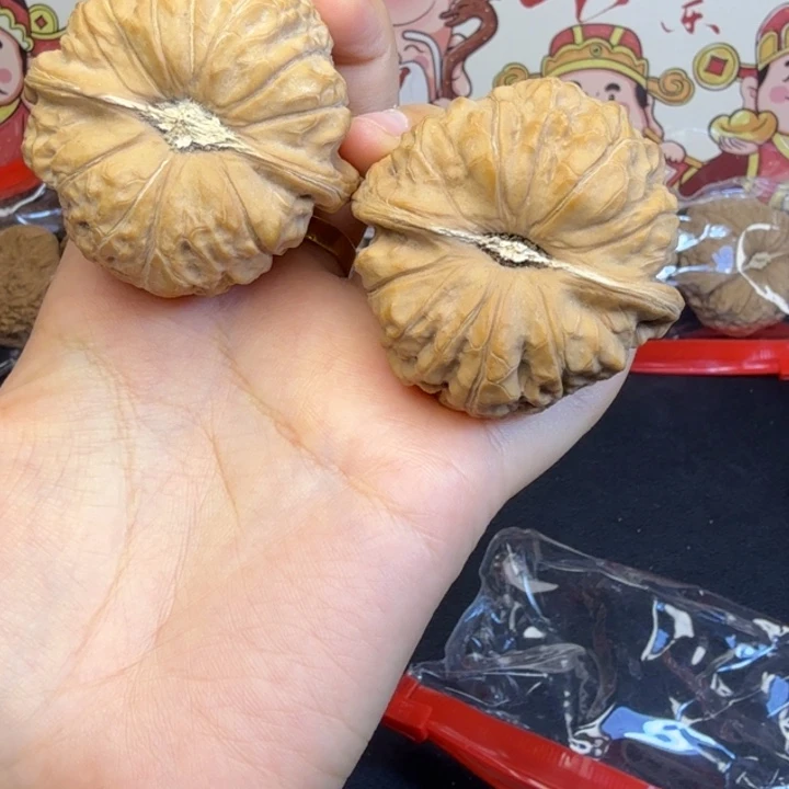 吊坠文玩核桃46加南瓜核桃 肚47