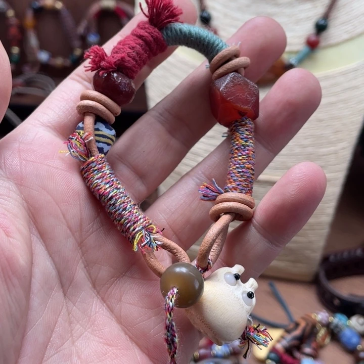 玛瑙/玉髓颈饰未镶嵌