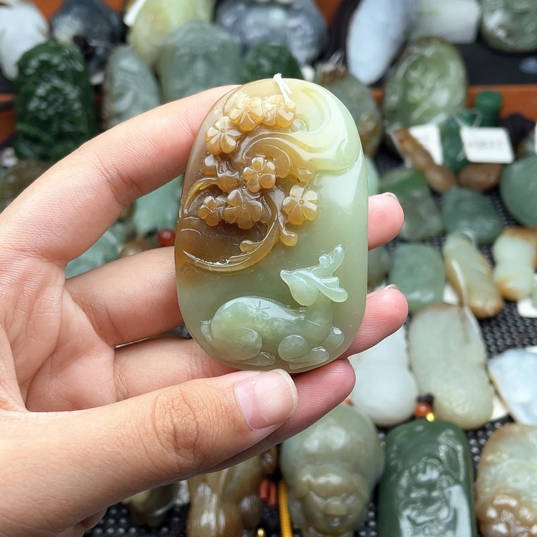 和田玉未镶嵌挂件