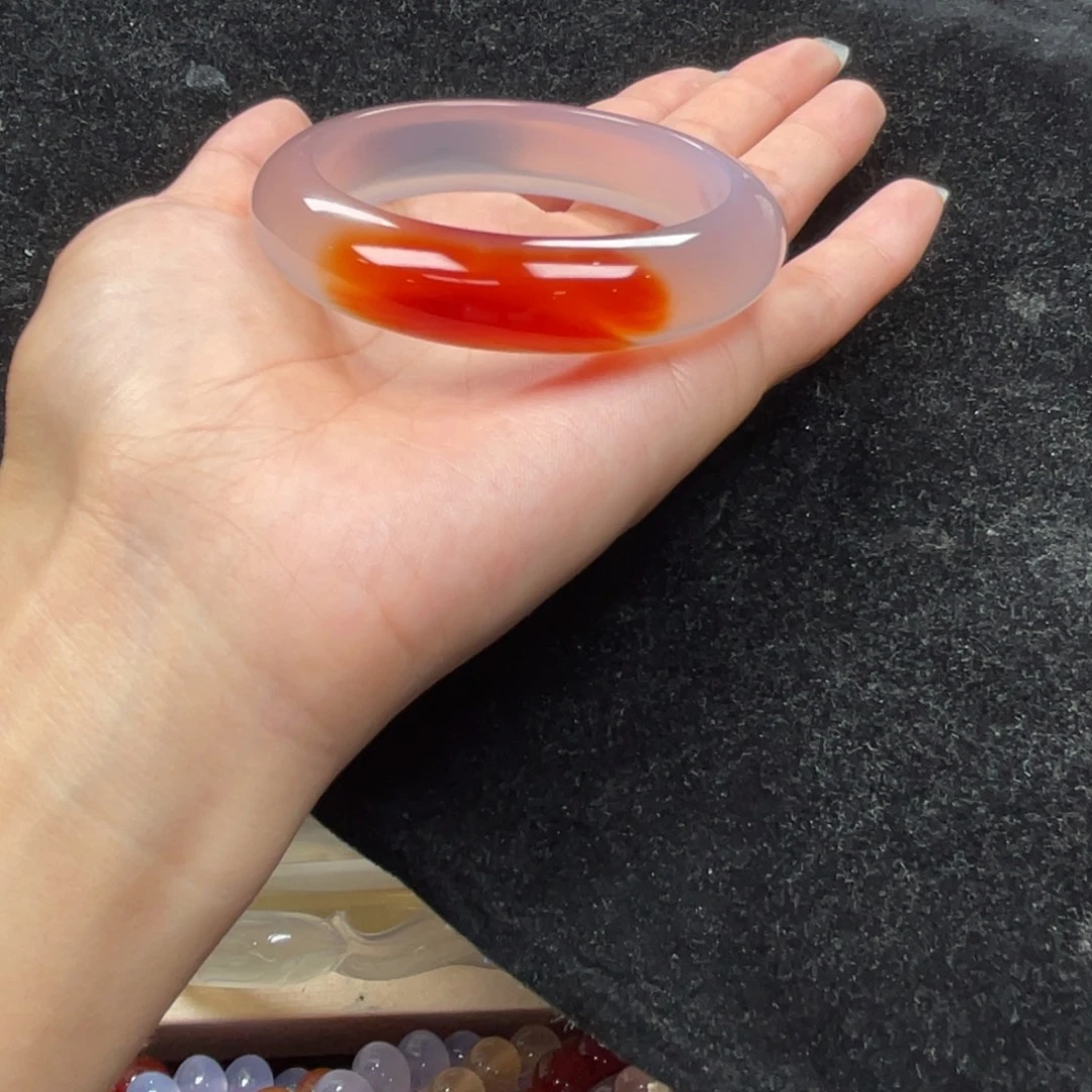 手镯玛瑙/玉髓未镶嵌