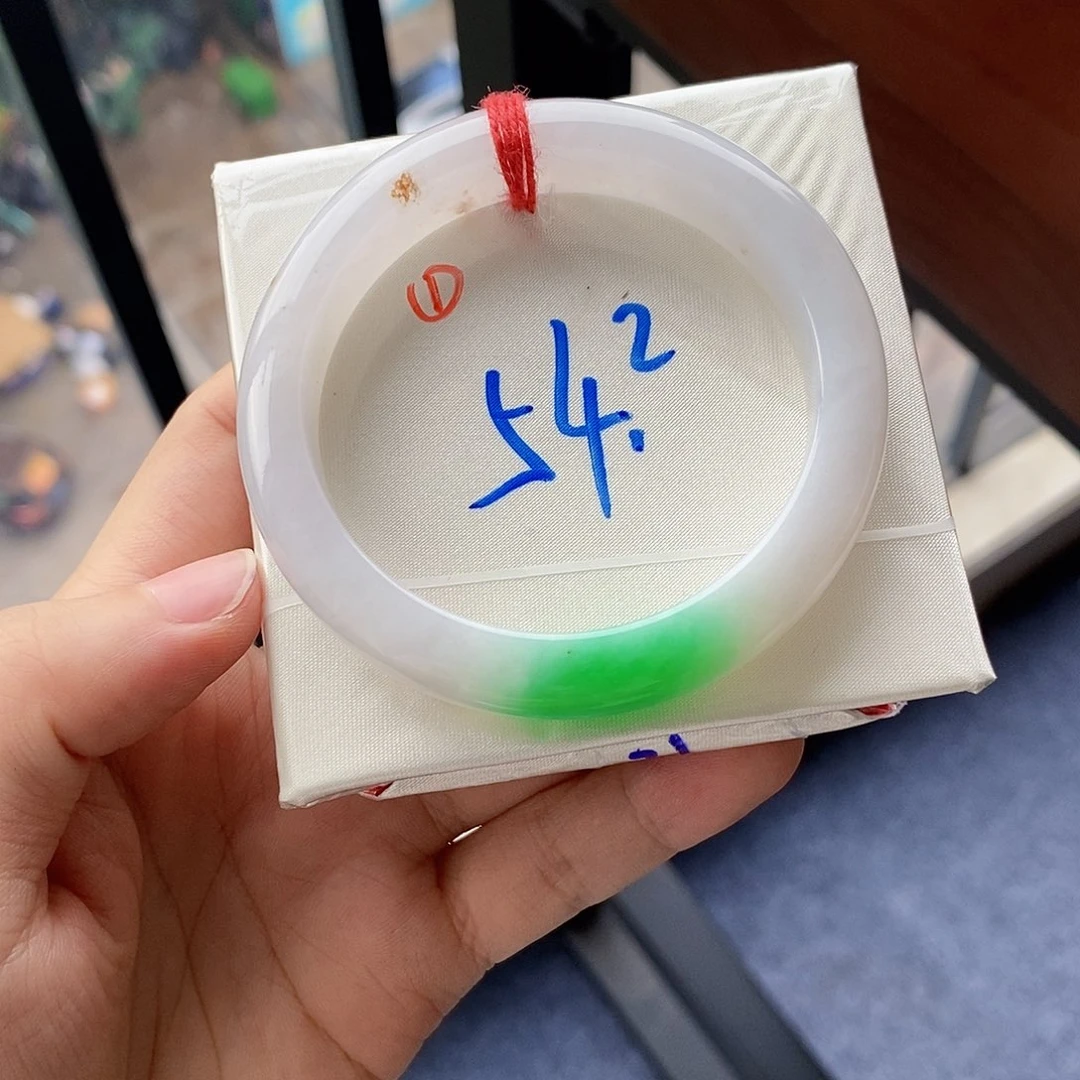 翡翠手镯未镶嵌1号