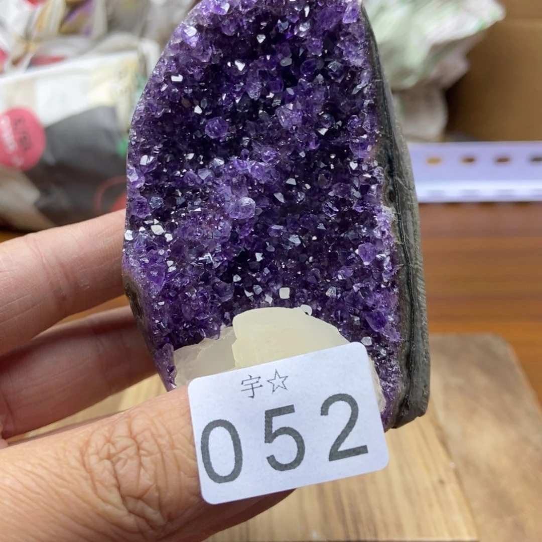 紫晶天然水晶摆件未镶嵌