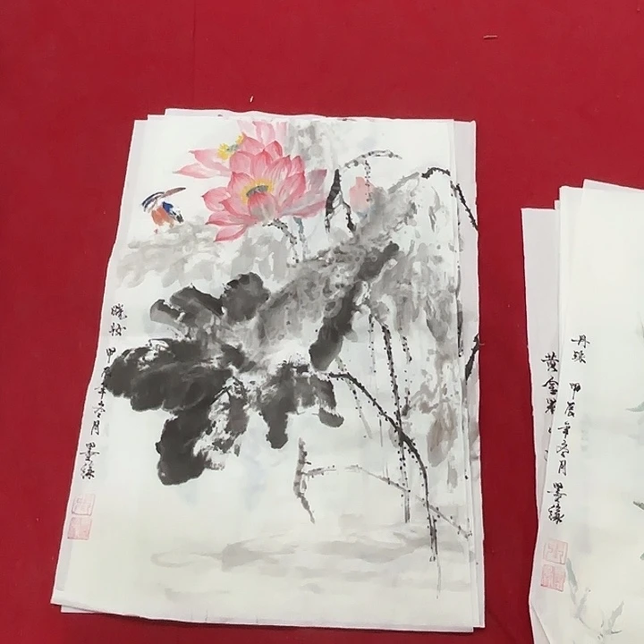 国画花鸟等图案为一体而