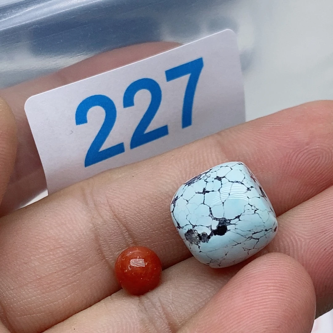 未镶嵌南红玛瑙珠宝奇石
