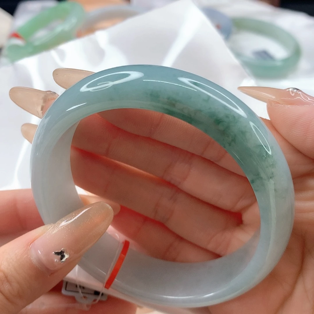 翡翠手镯未镶嵌60.5 轮胎