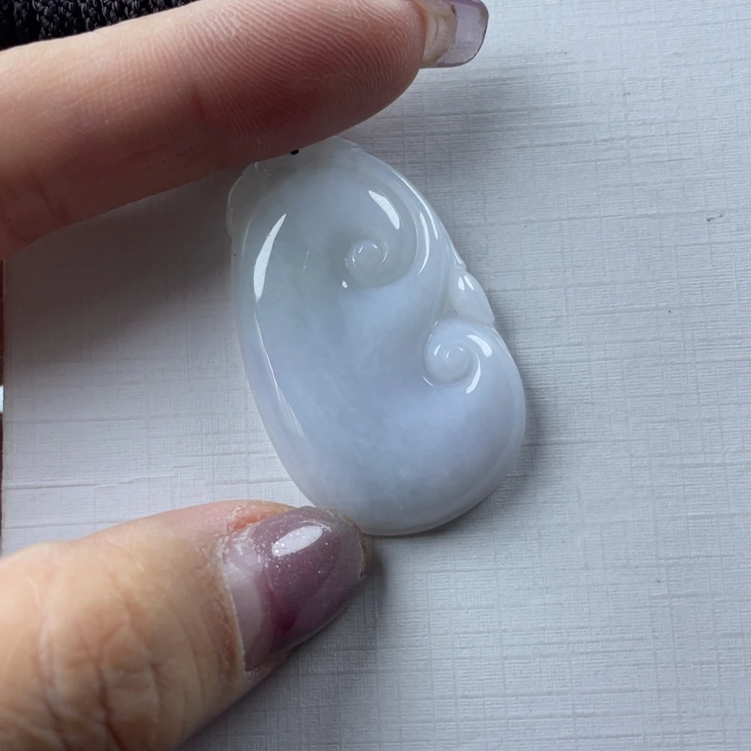 翡翠未镶嵌颈饰如意微瑕介意勿拍不退不换