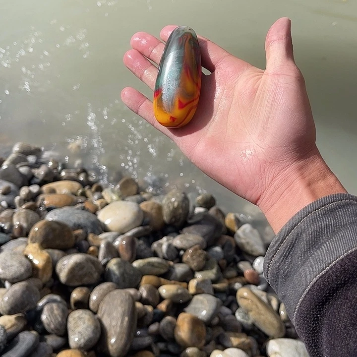 未镶嵌和田玉（糖玉）珠宝奇石