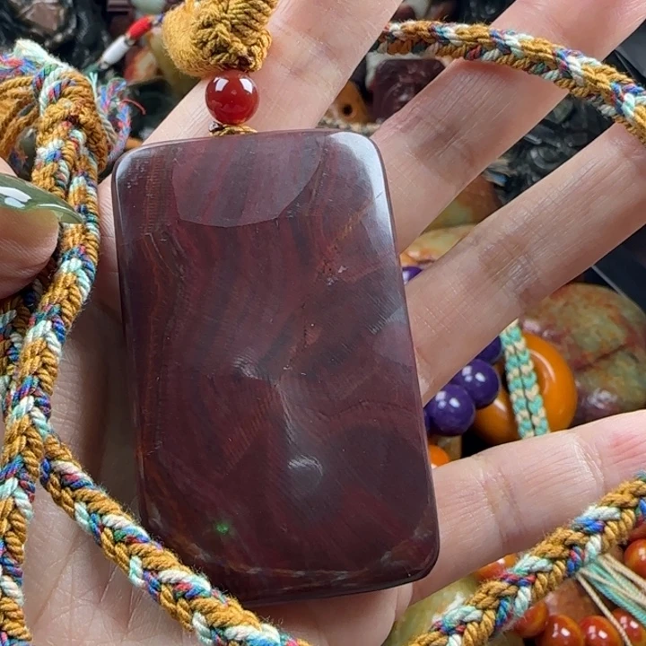 透闪石质玉未镶嵌珠宝奇石