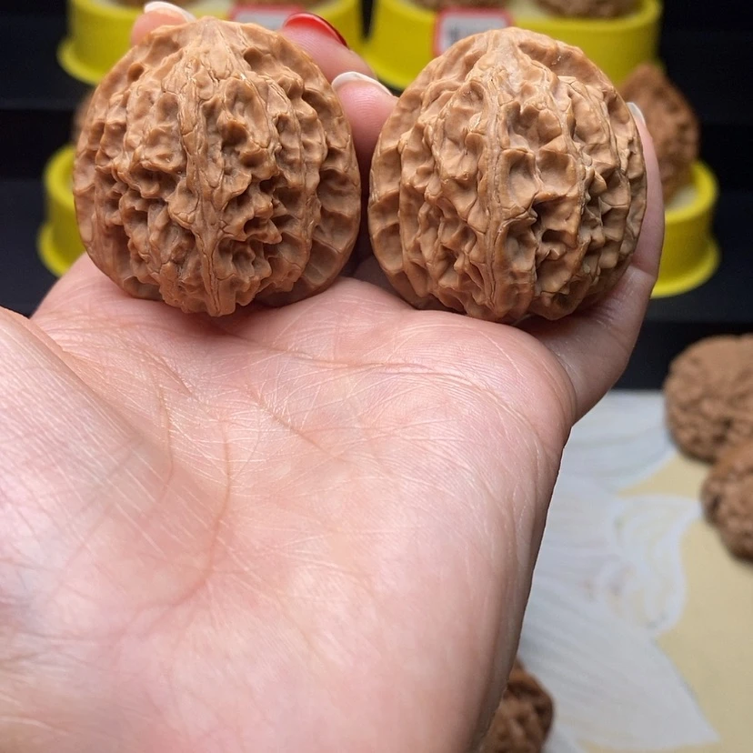 【闪购商品】文玩核桃吊坠热****﹉苹果
