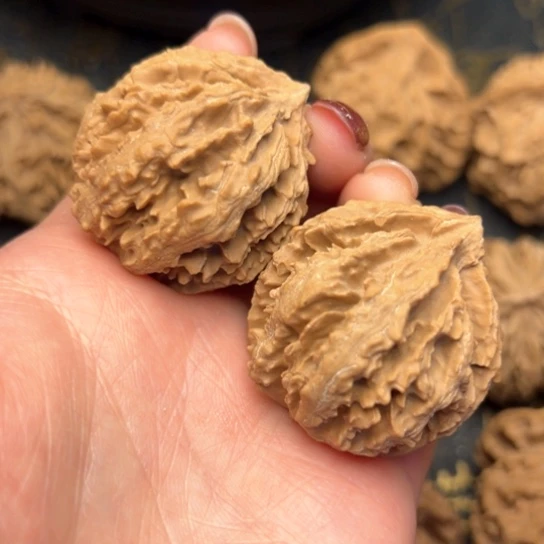 文玩核桃吊坠秦岭核桃2