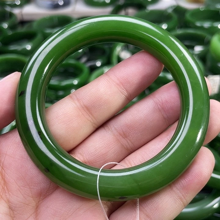 未镶嵌手镯和田玉（碧玉）