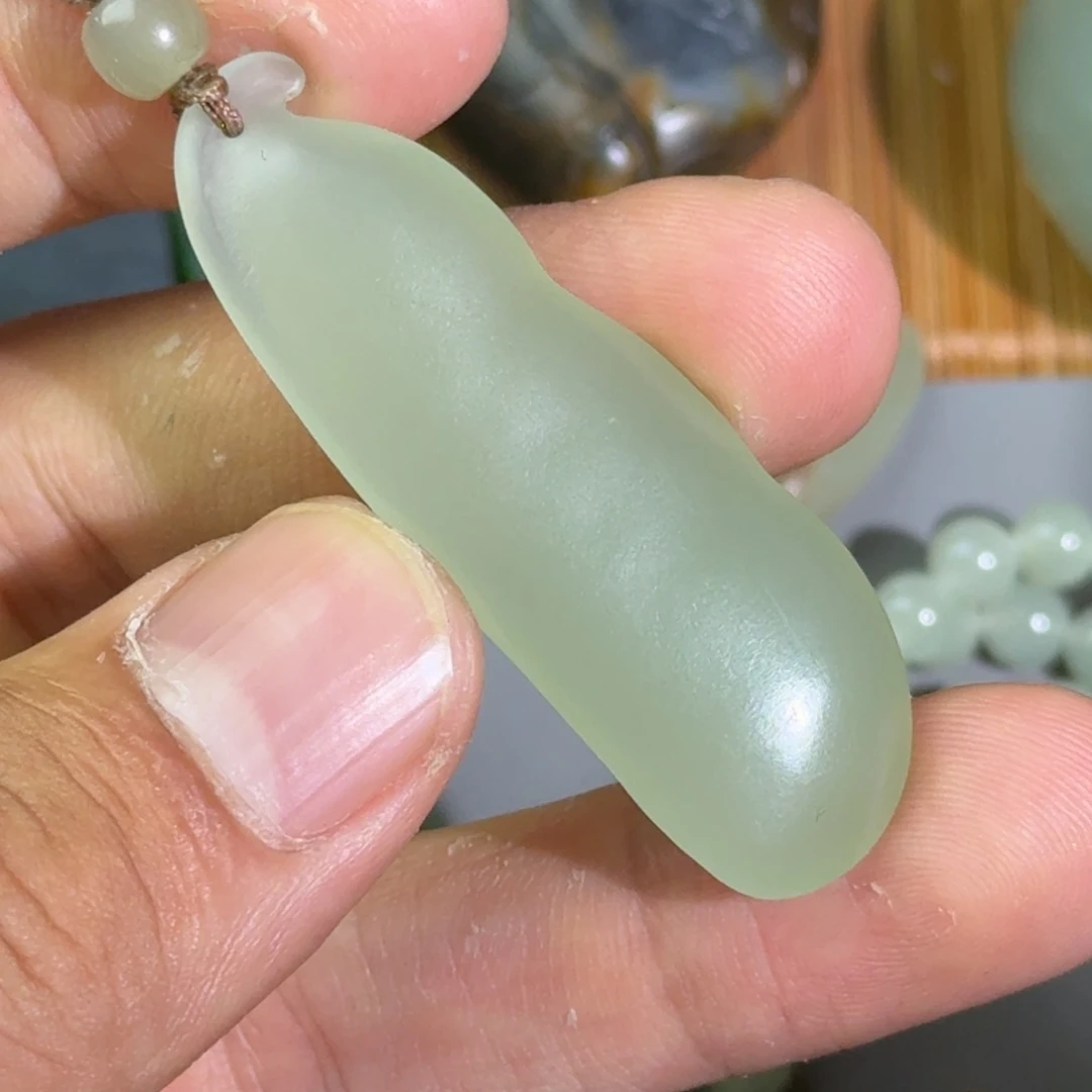 和田玉（糖玉）未镶嵌挂件