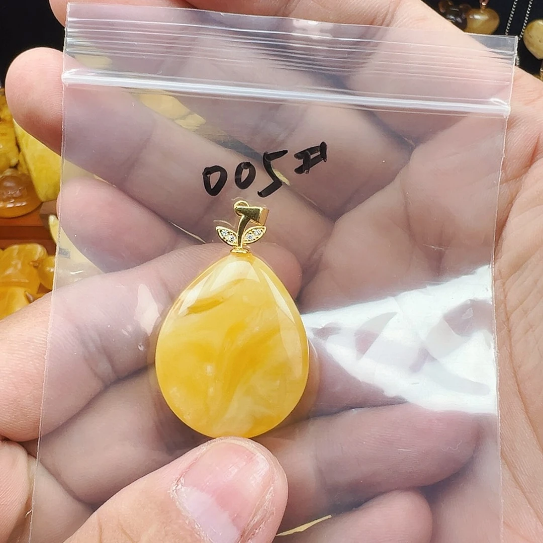 蜜蜡颈饰未镶嵌水滴6.6克