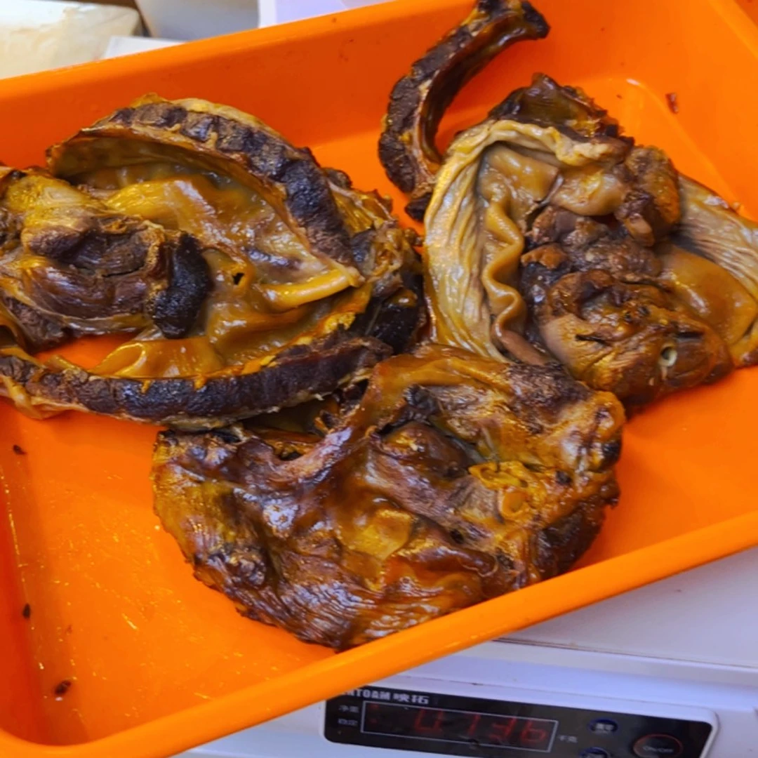 4片护心肉熏酱的好吃