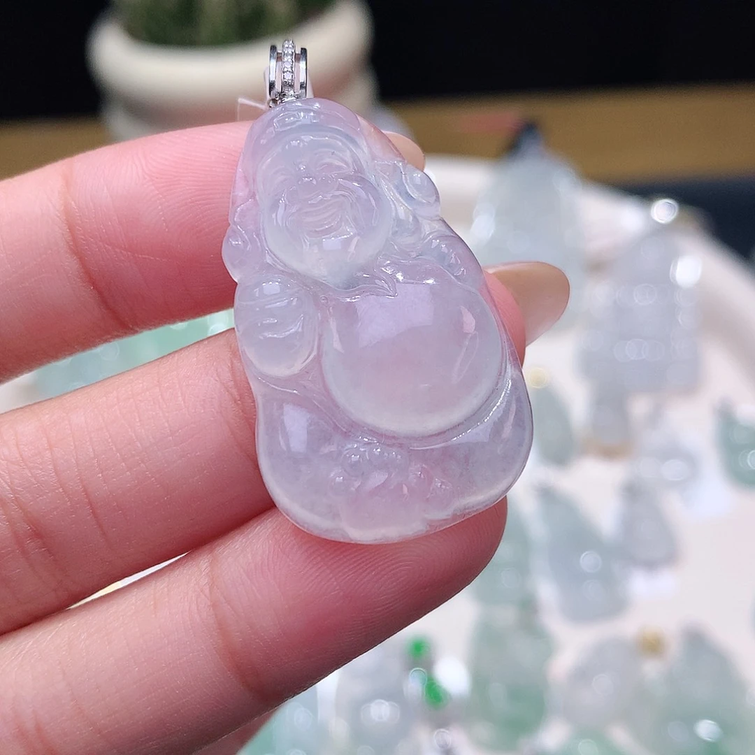 颈饰18K金镶嵌翡翠财神