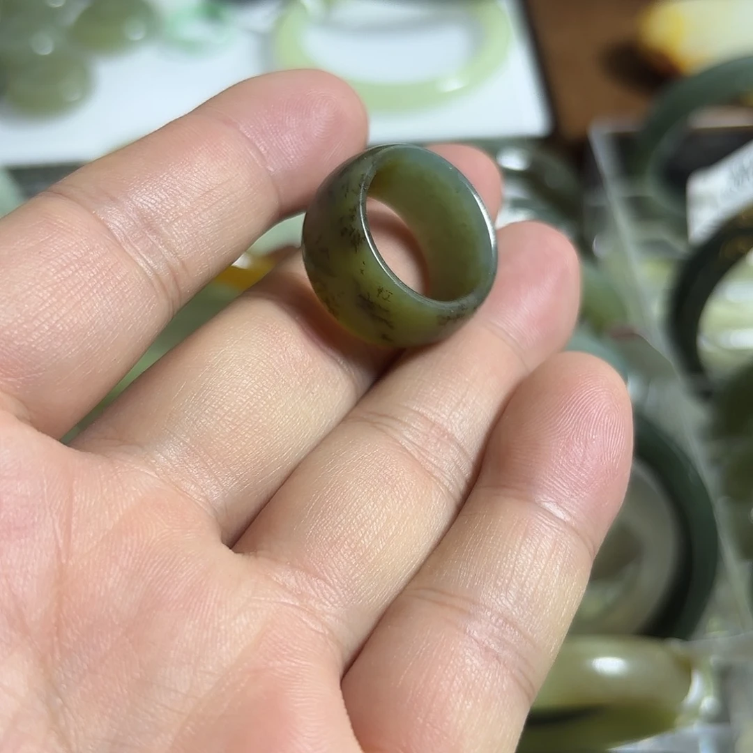 和田玉（糖玉）手镯未镶嵌
