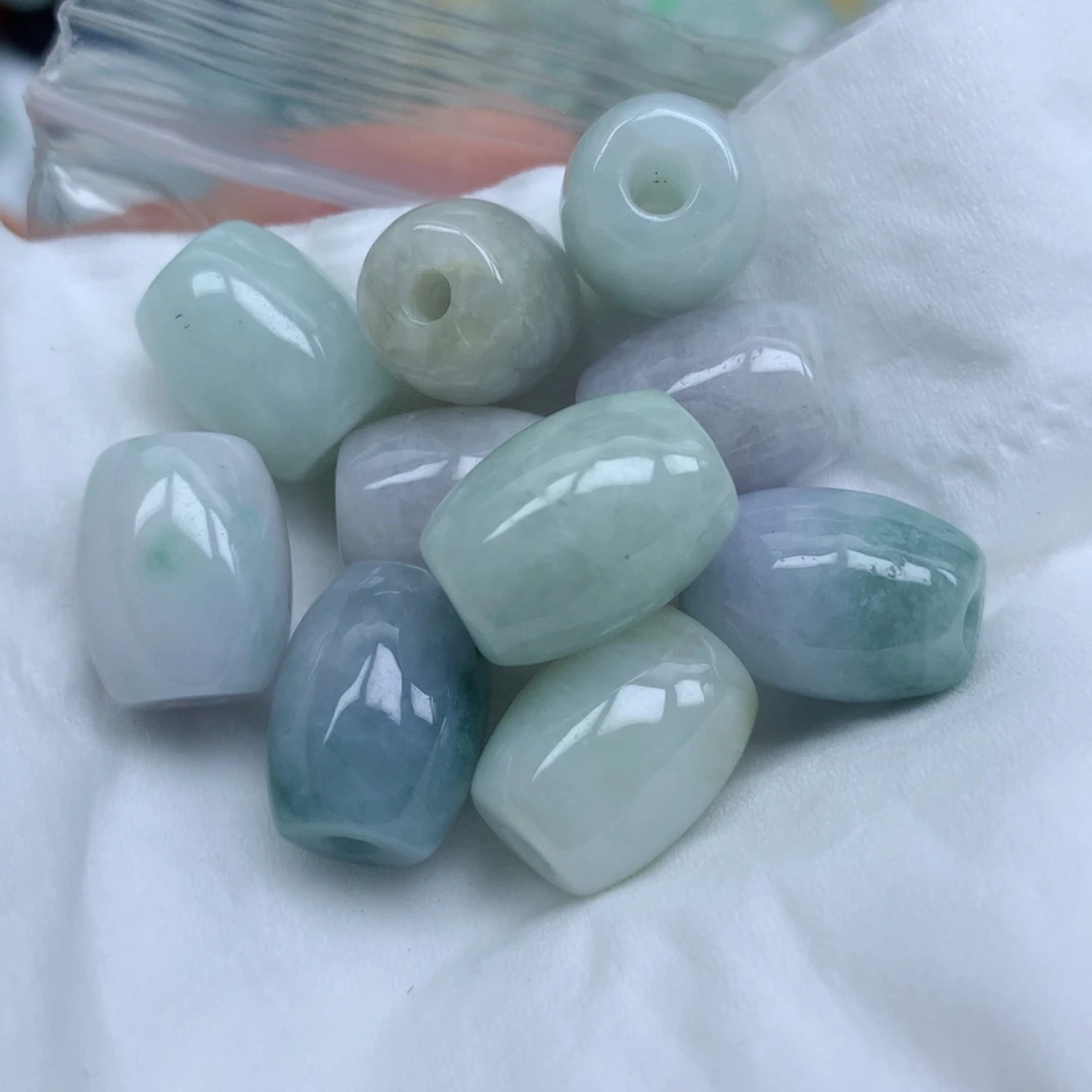 翡翠未镶嵌颈饰手串