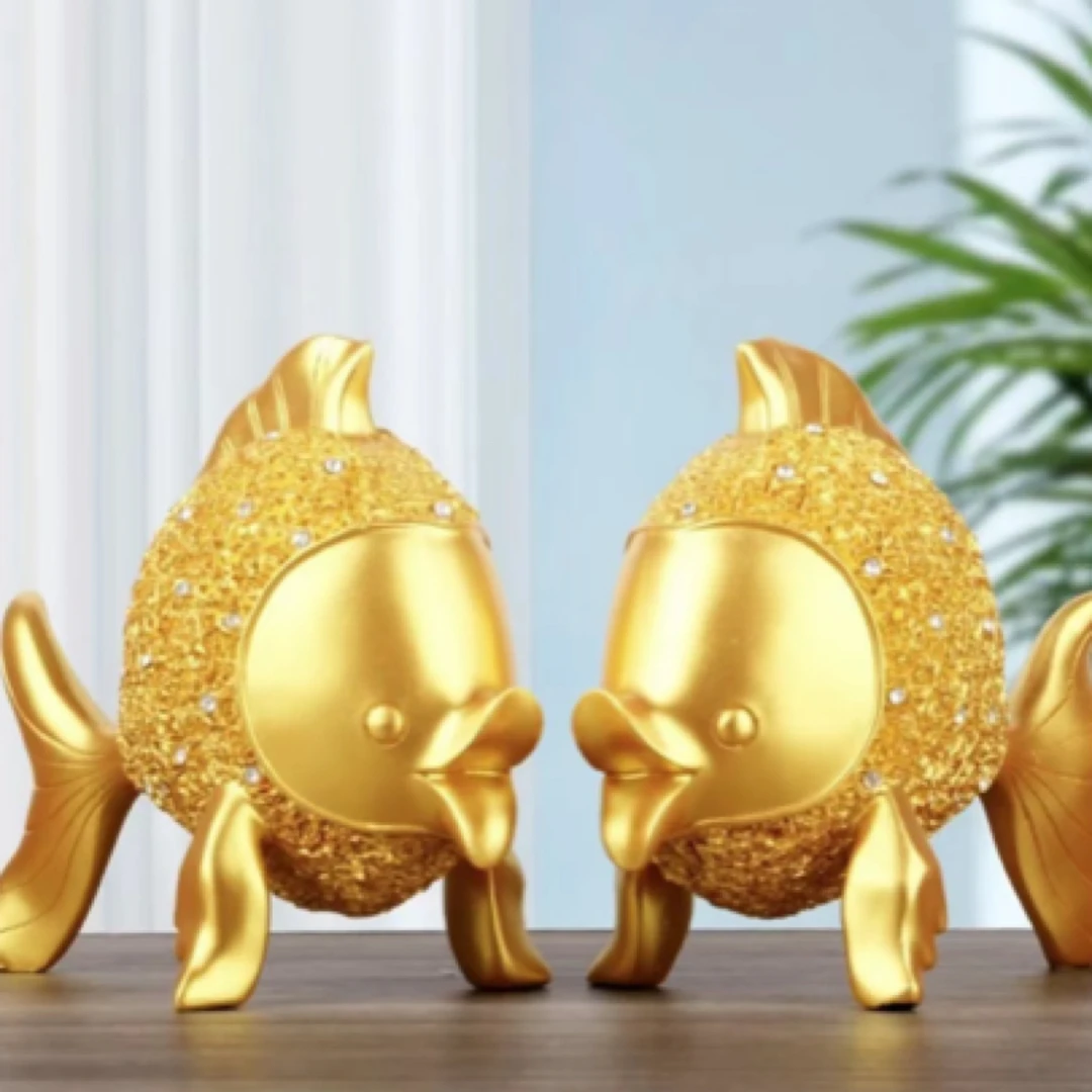 创意年年有余中式轻奢镶钻金鱼结婚生日高档家居客厅酒柜装饰品