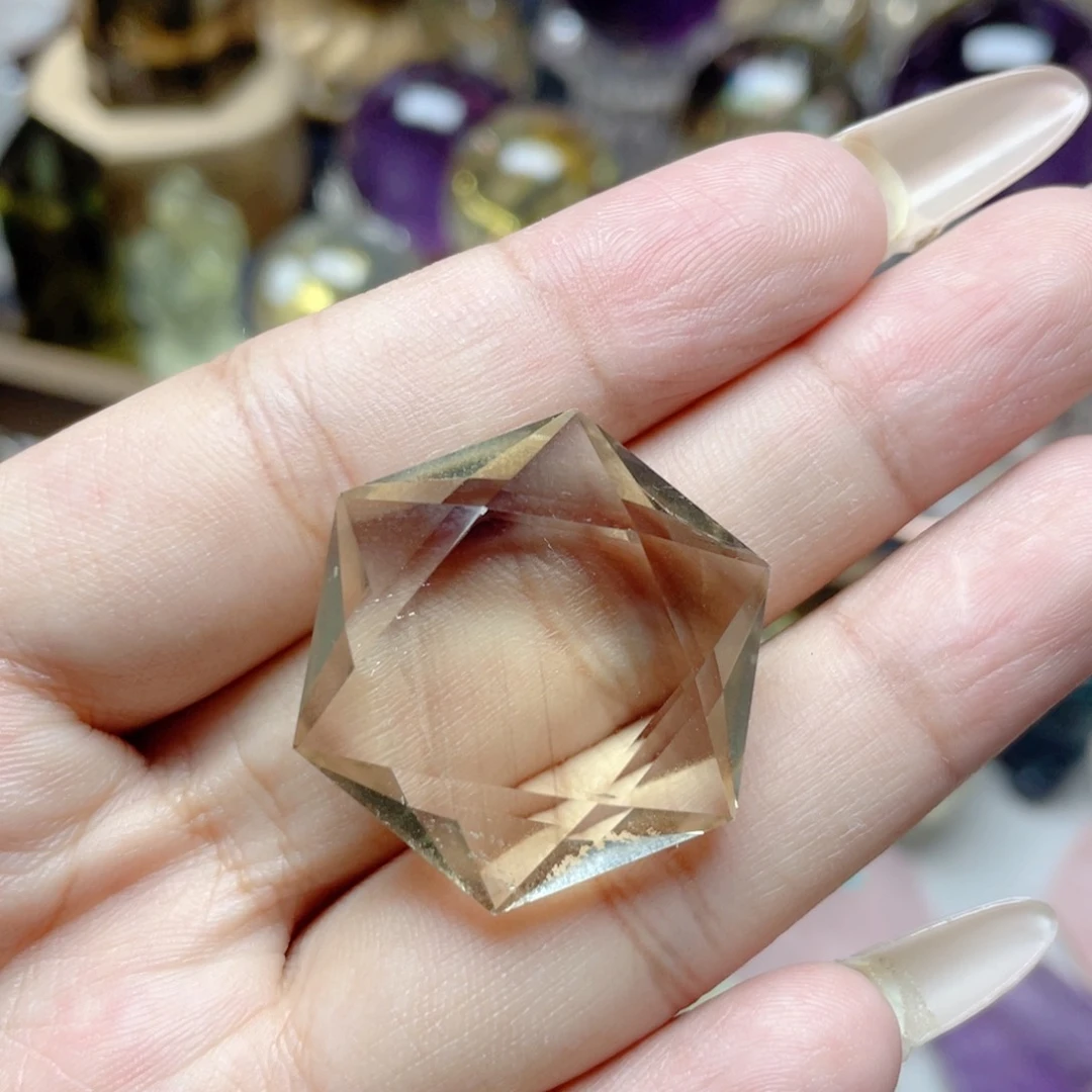 水晶珠宝半成品未镶嵌黄水六芒星