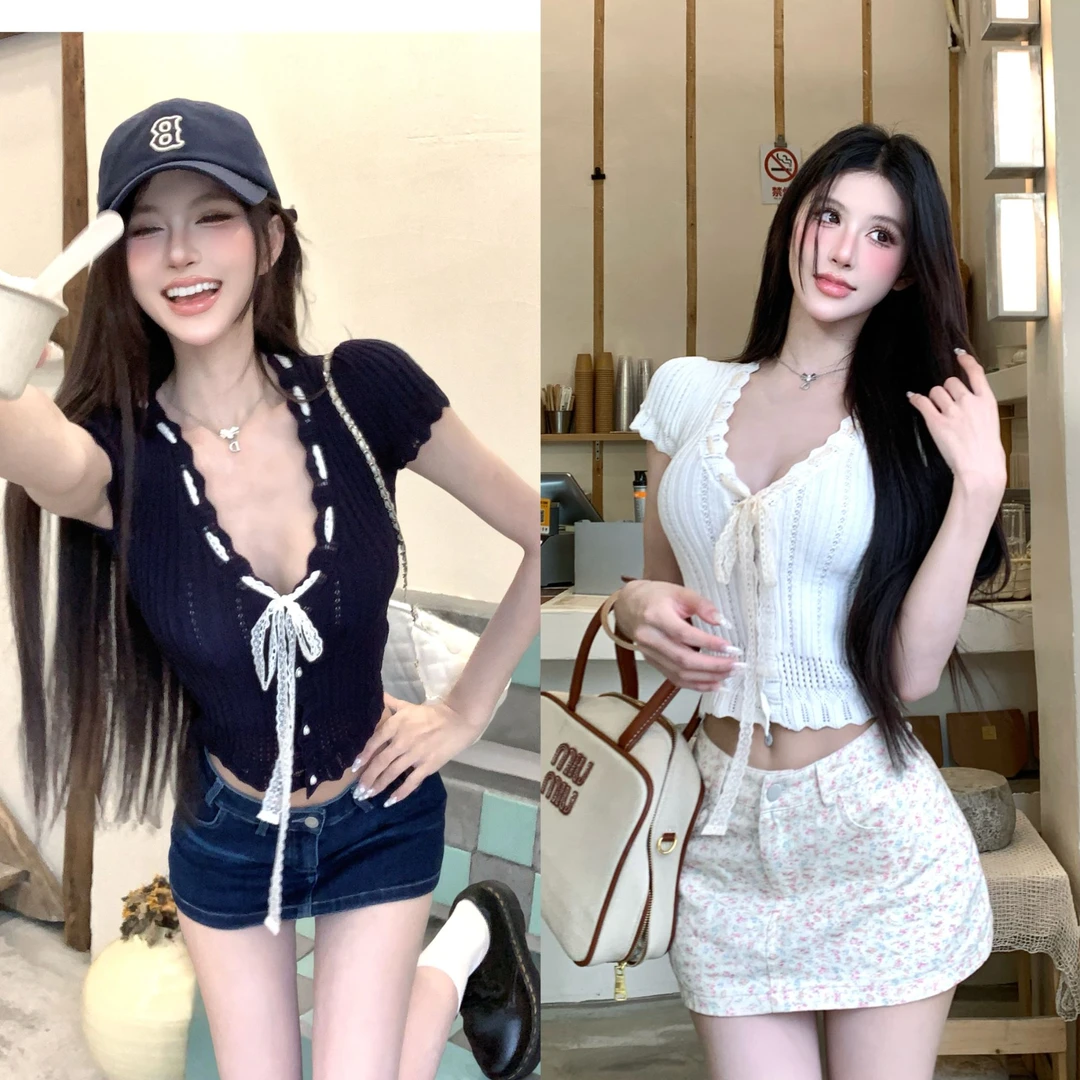 灰尘邓邓 【休闲一夏】法式蕾丝绑带镂空V领短袖针织衫D25C1788