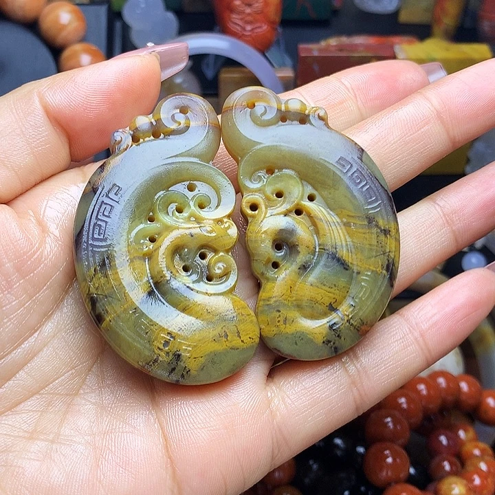 硅化玉未镶嵌吊坠(不含链)玉雕龙凤玉佩