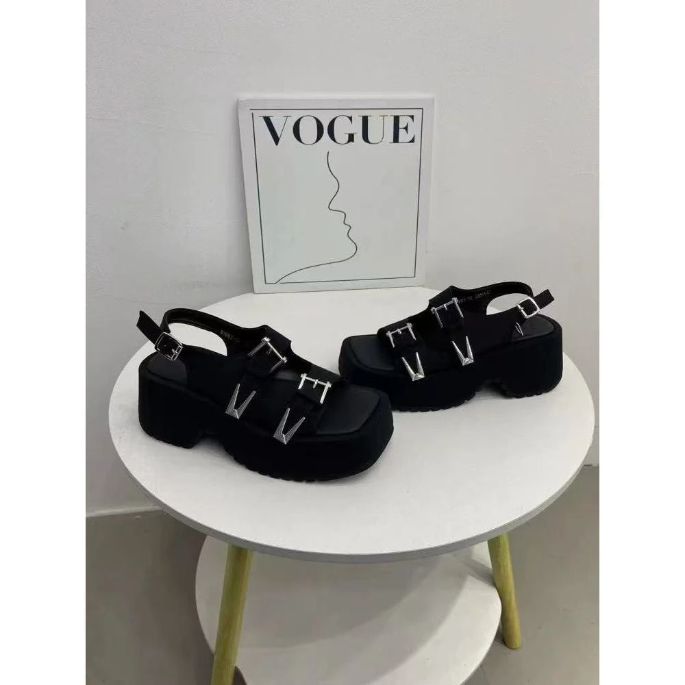 新款气质休闲百搭女士休闲凉鞋B/MZJ/911-3