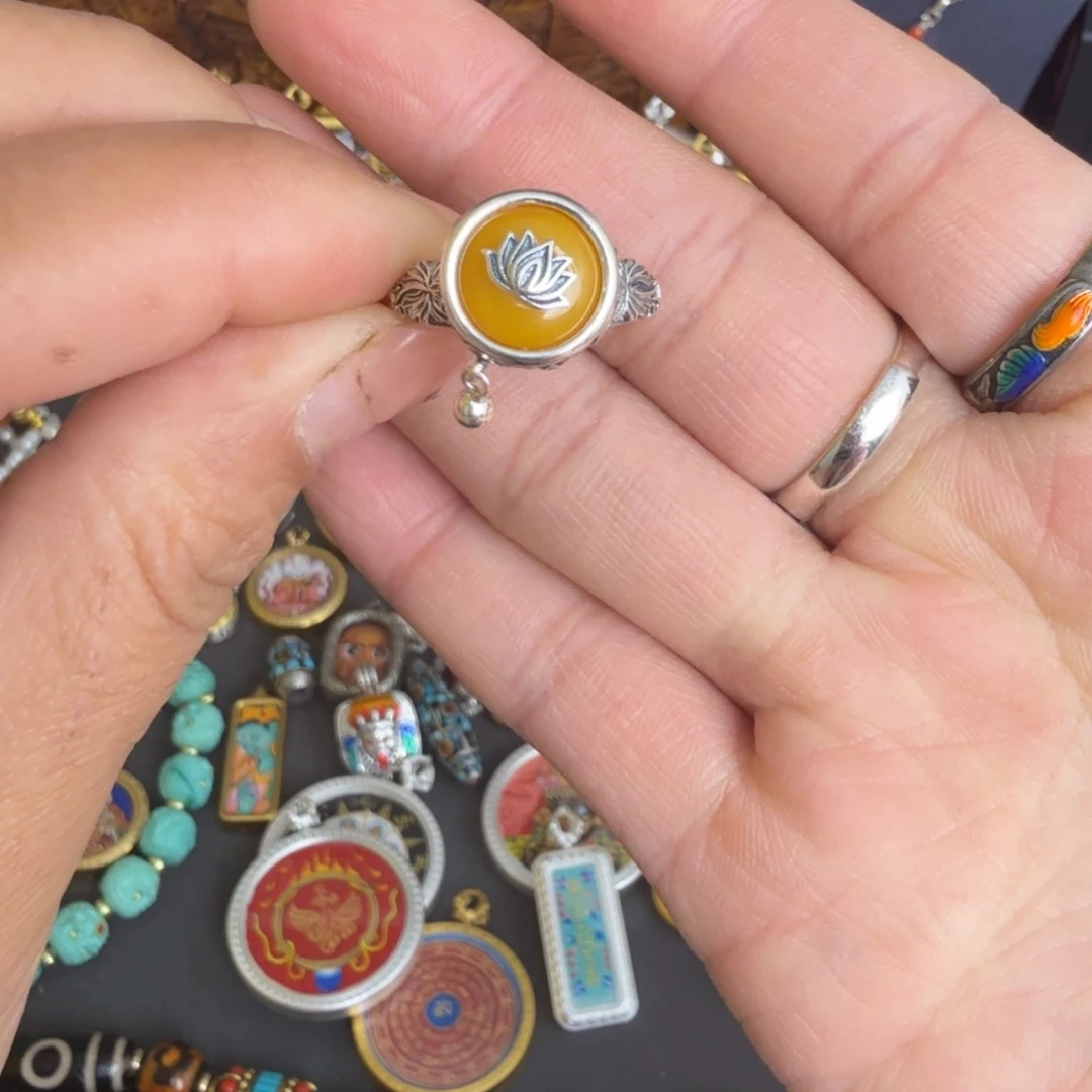 泥塑鸿****嘉藏传菩提金属