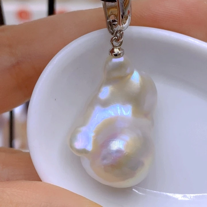 淡水珍珠未镶嵌吊坠(赠链)