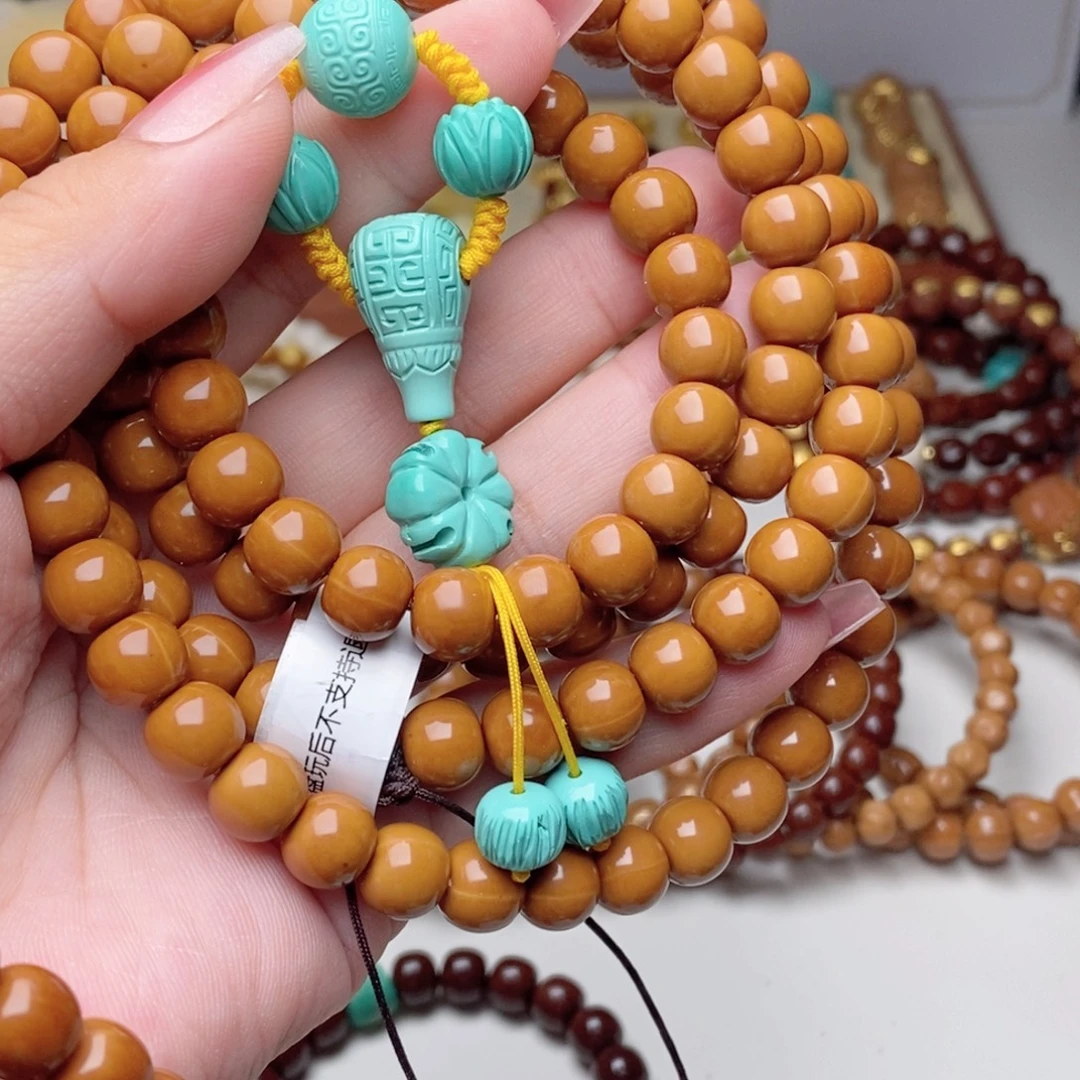 蕾***i手串猴头核桃精品
