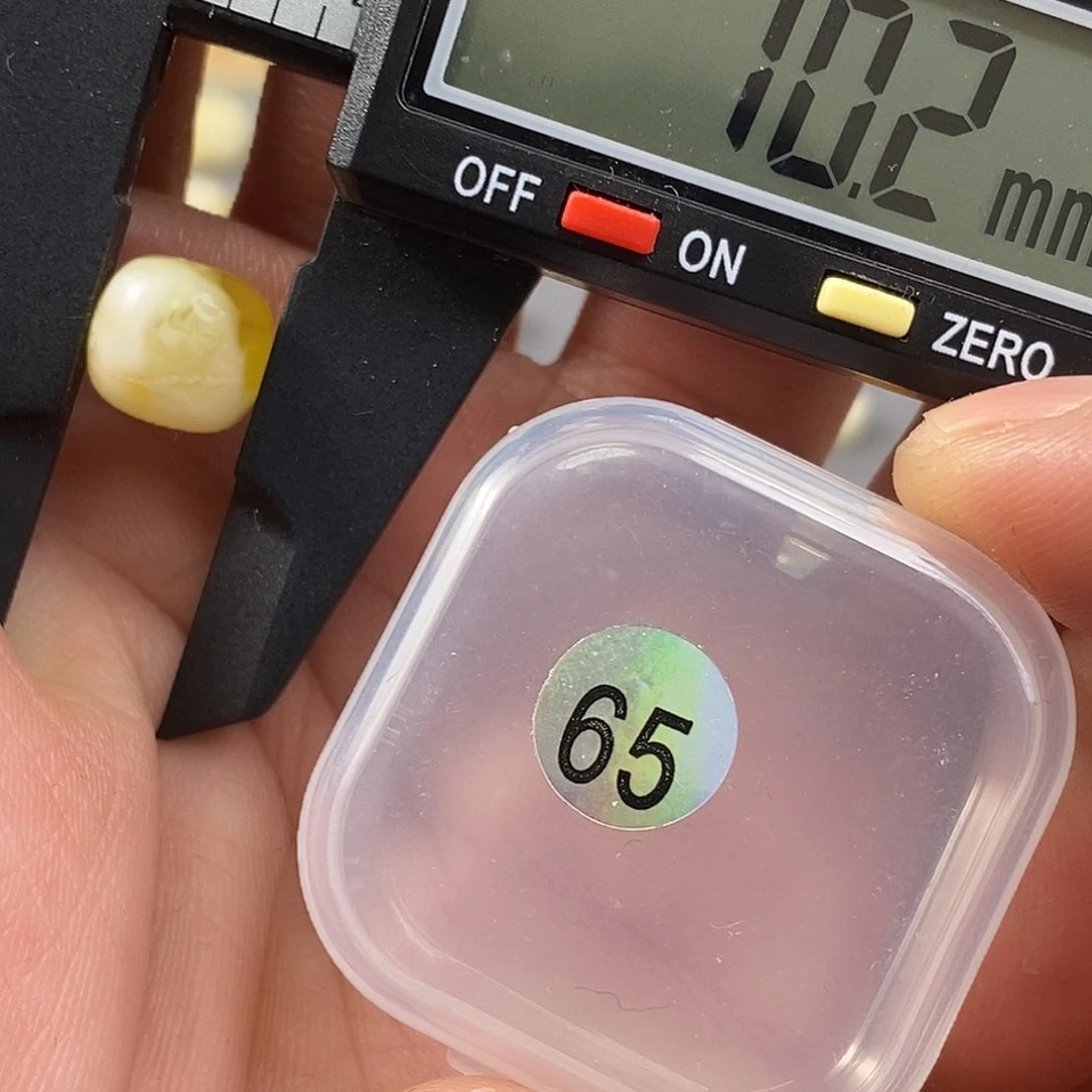 琥珀裸石未镶嵌微瑕