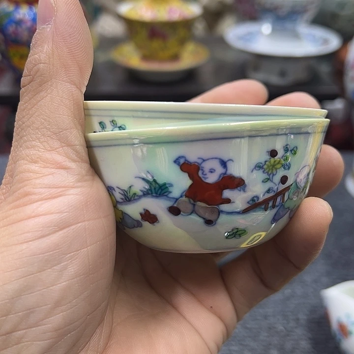 用***5瓷片摆件设计和设计工作