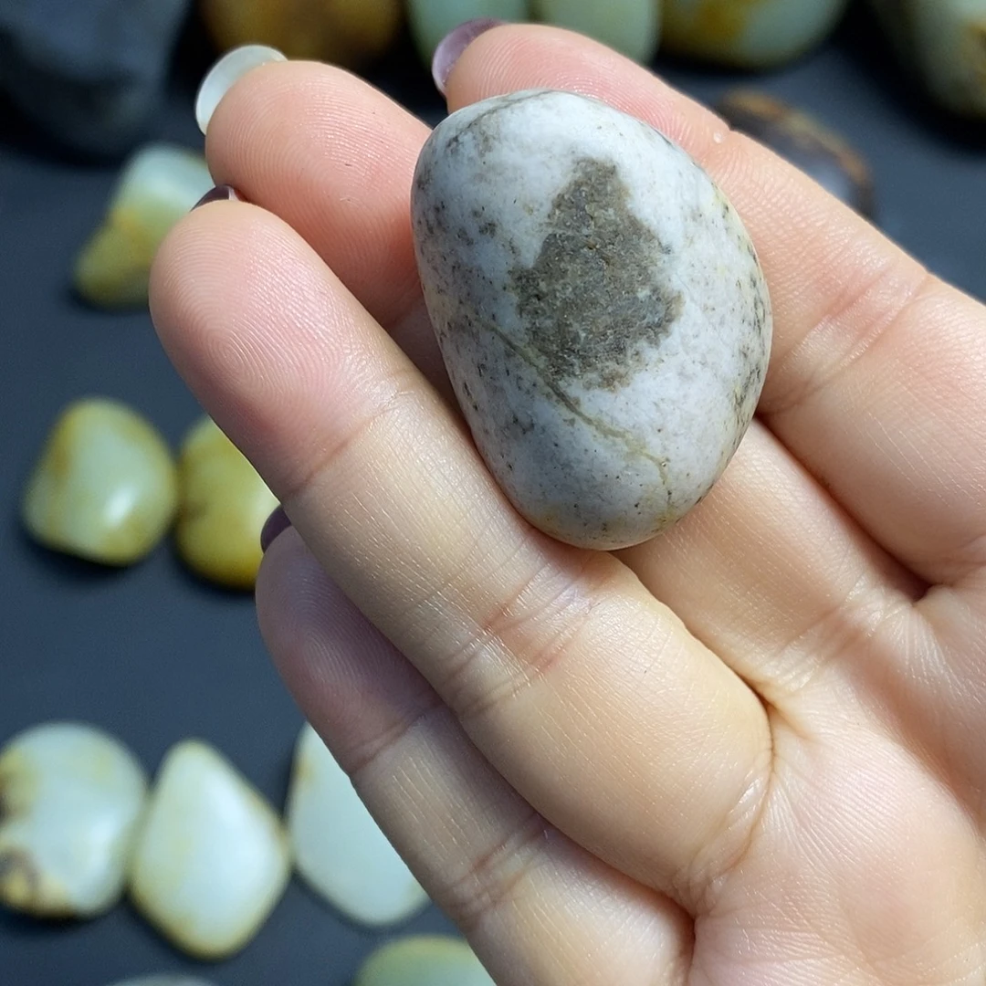 和田玉（子料）未镶嵌挂件11