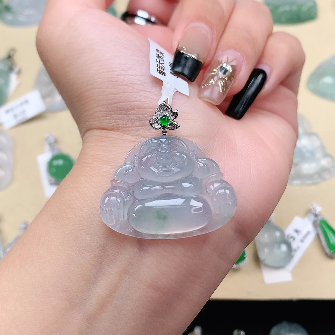 翡翠颈饰18K金镶嵌佛公
