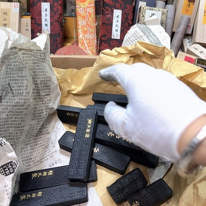 8条哈哈哈哈哈哈哈哈