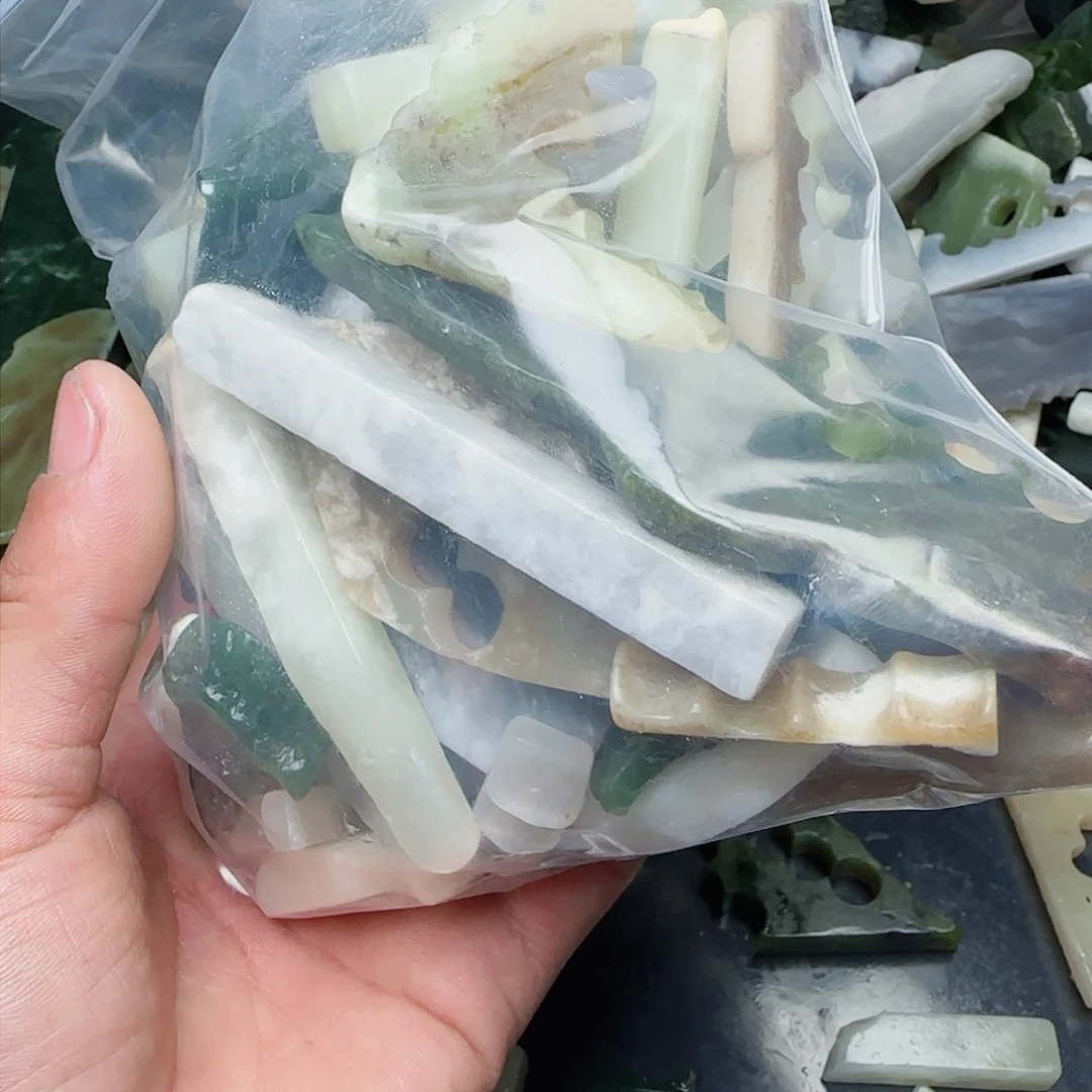 和田玉珠宝半成品未镶嵌醉**弦