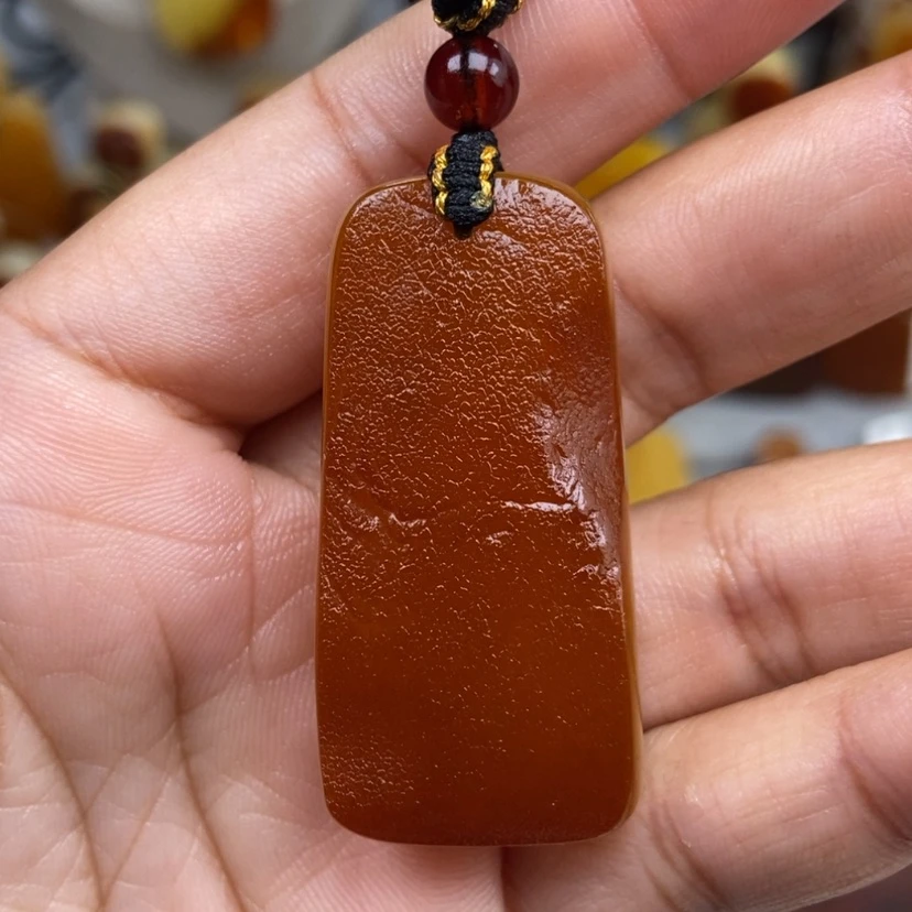 【闪购商品】琥珀颈饰未镶嵌