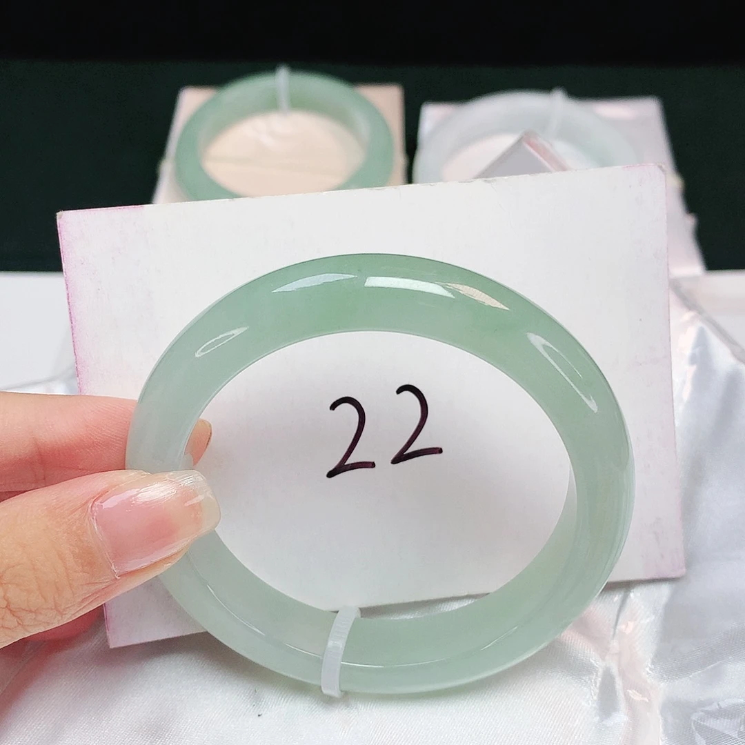 翡翠未镶嵌手镯53+正圈