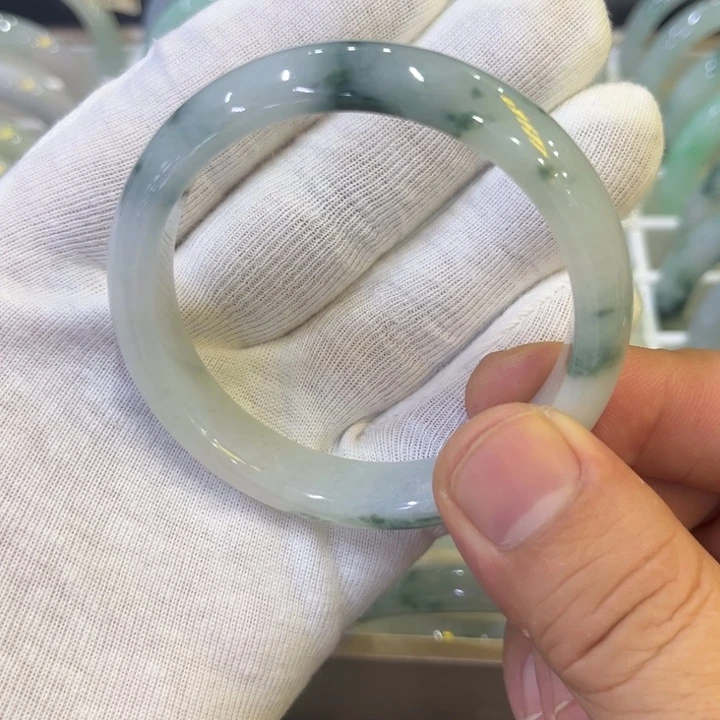 未镶嵌手镯翡翠天然缅甸翡翠手镯飘花正圈
