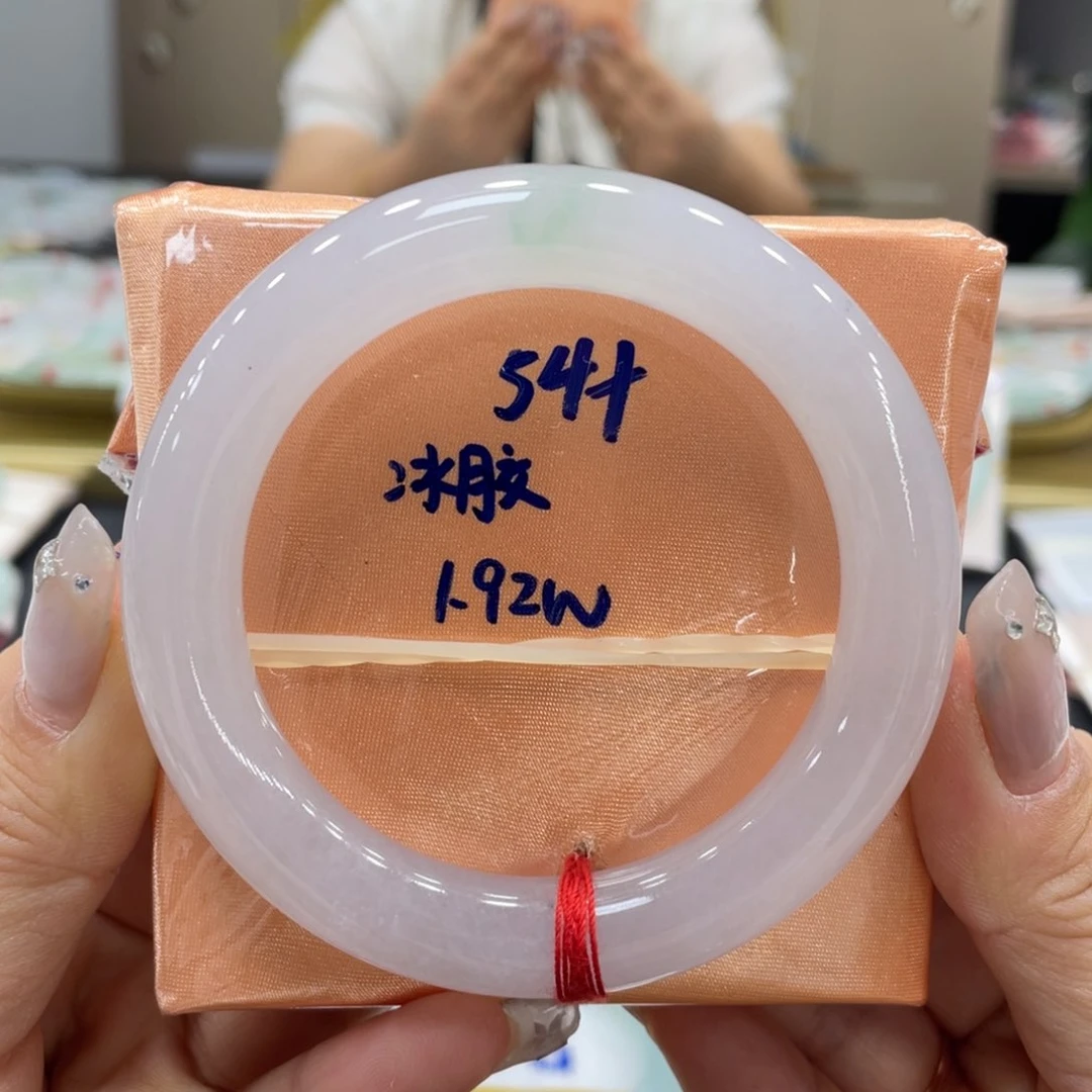 未镶嵌手镯翡翠翡翠