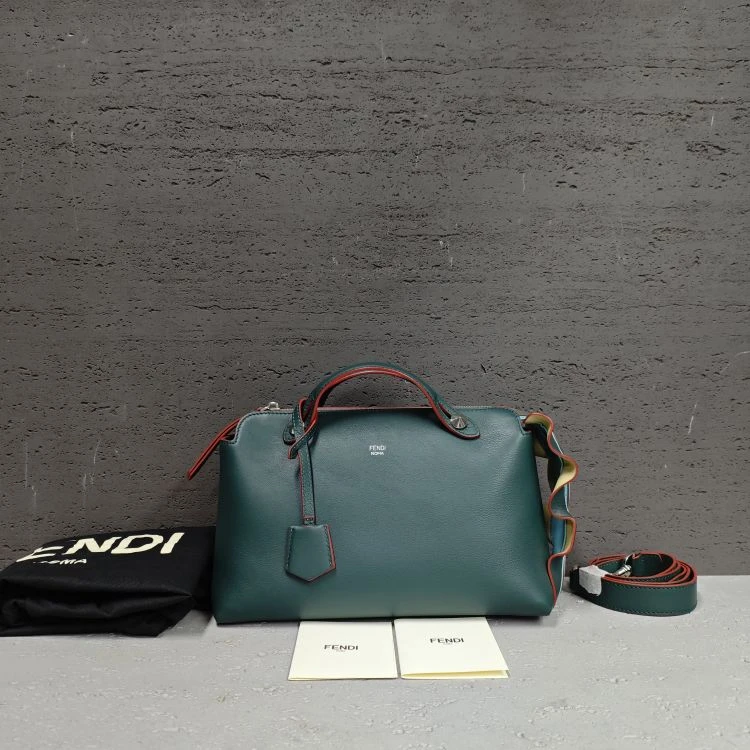 95新/芬迪/包包/[eva1229外场]/C14304085632